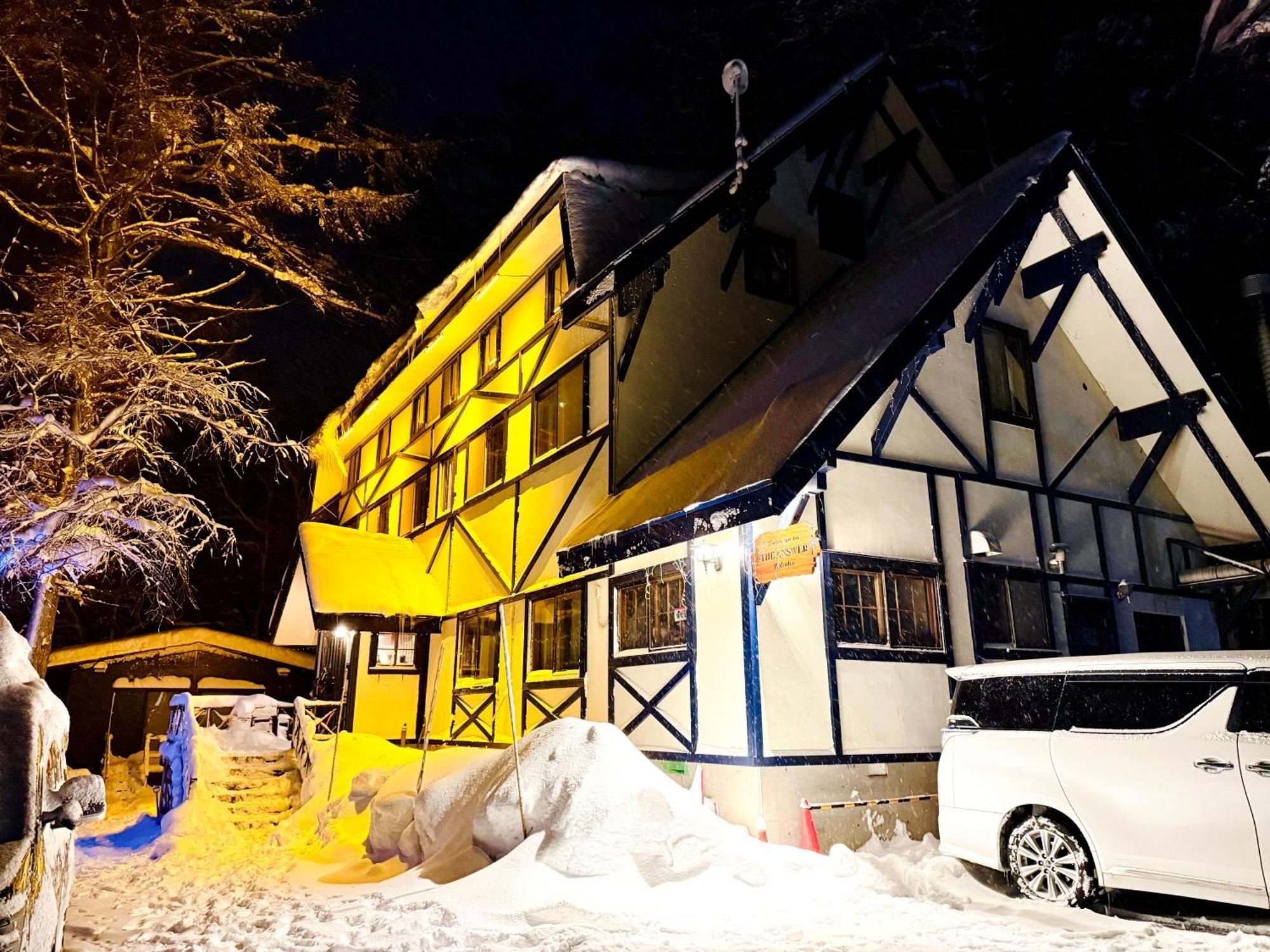 Bed and Breakfast The Answer Hakuba Exteriér fotografie